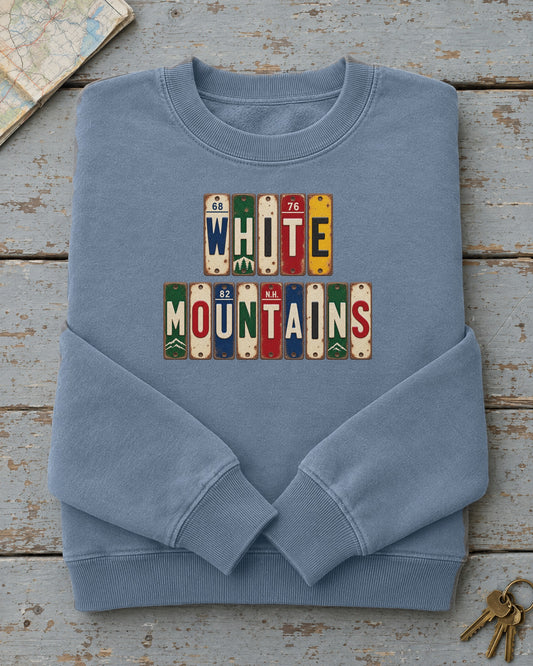 White Mountains, New Hampshire vintage license plate sweatshirt in Blue Jean
