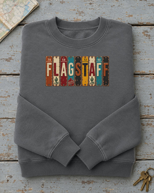 Flagstaff, Arizona vintage license plate sweatshirt in Pepper