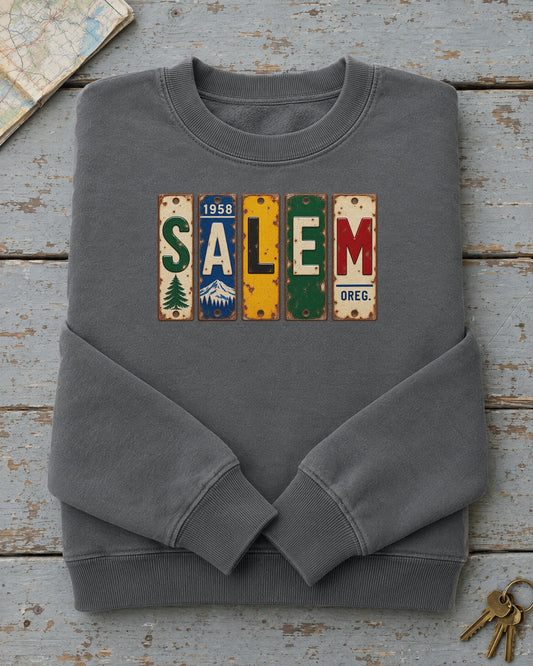 Salem, Oregon vintage license plate sweatshirt in Pepper