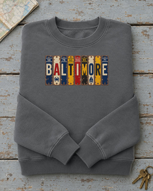Baltimore, Maryland vintage license plate sweatshirt in Pepper