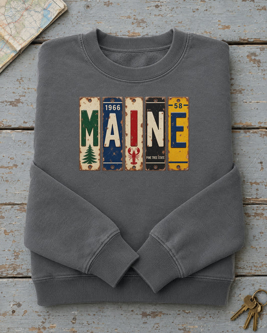 Maine vintage license plate sweatshirt in Pepper