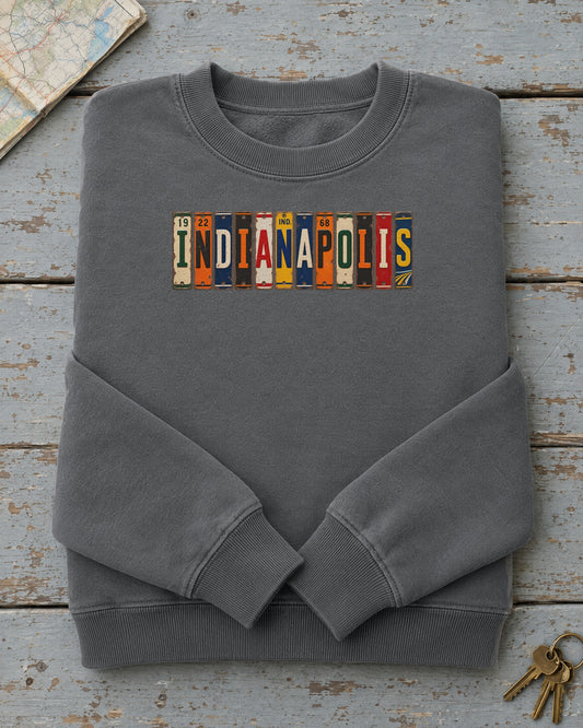 Indianapolis, Indiana vintage license plate sweatshirt in Pepper
