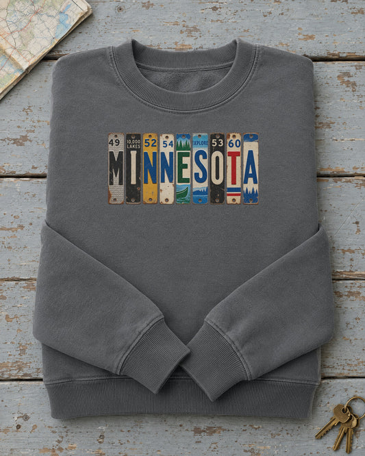 Minnesota vintage license plate sweatshirt in Pepper