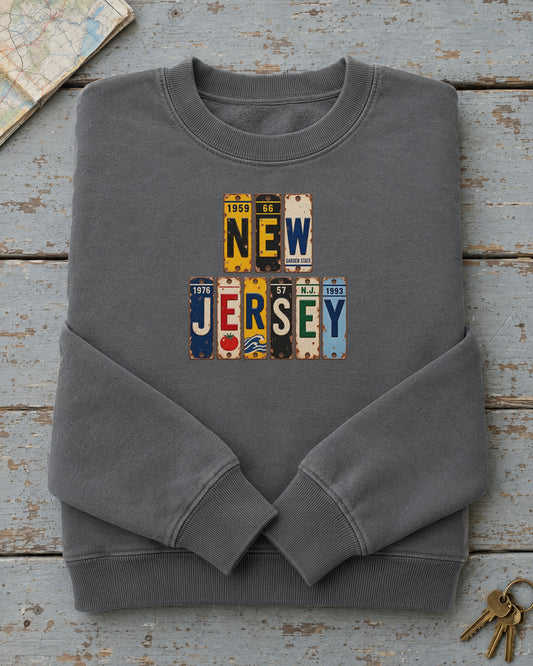 New Jersey vintage license plate sweatshirt in Pepper
