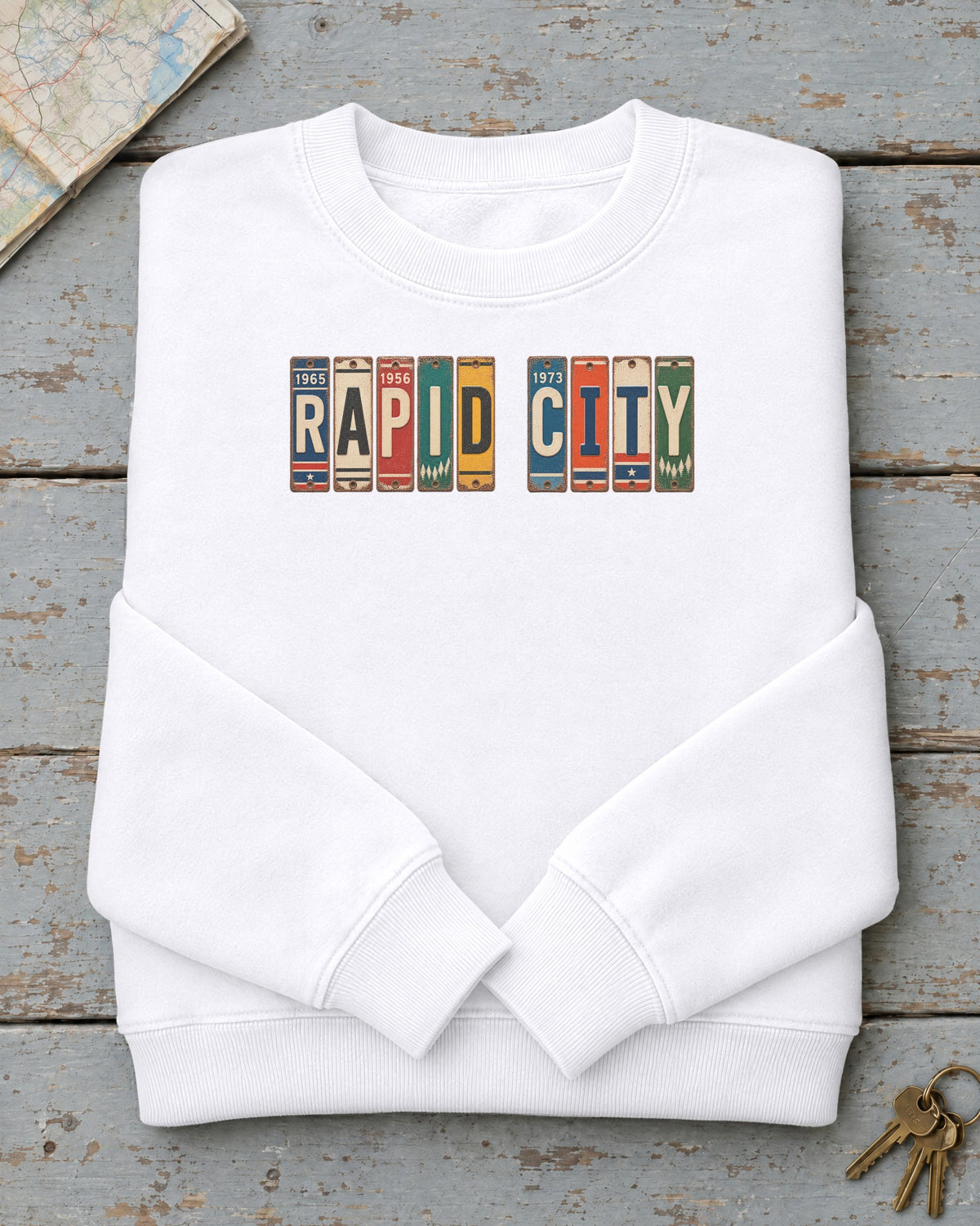 Rapid City, South Dakota vintage license plate sweatshirt in White