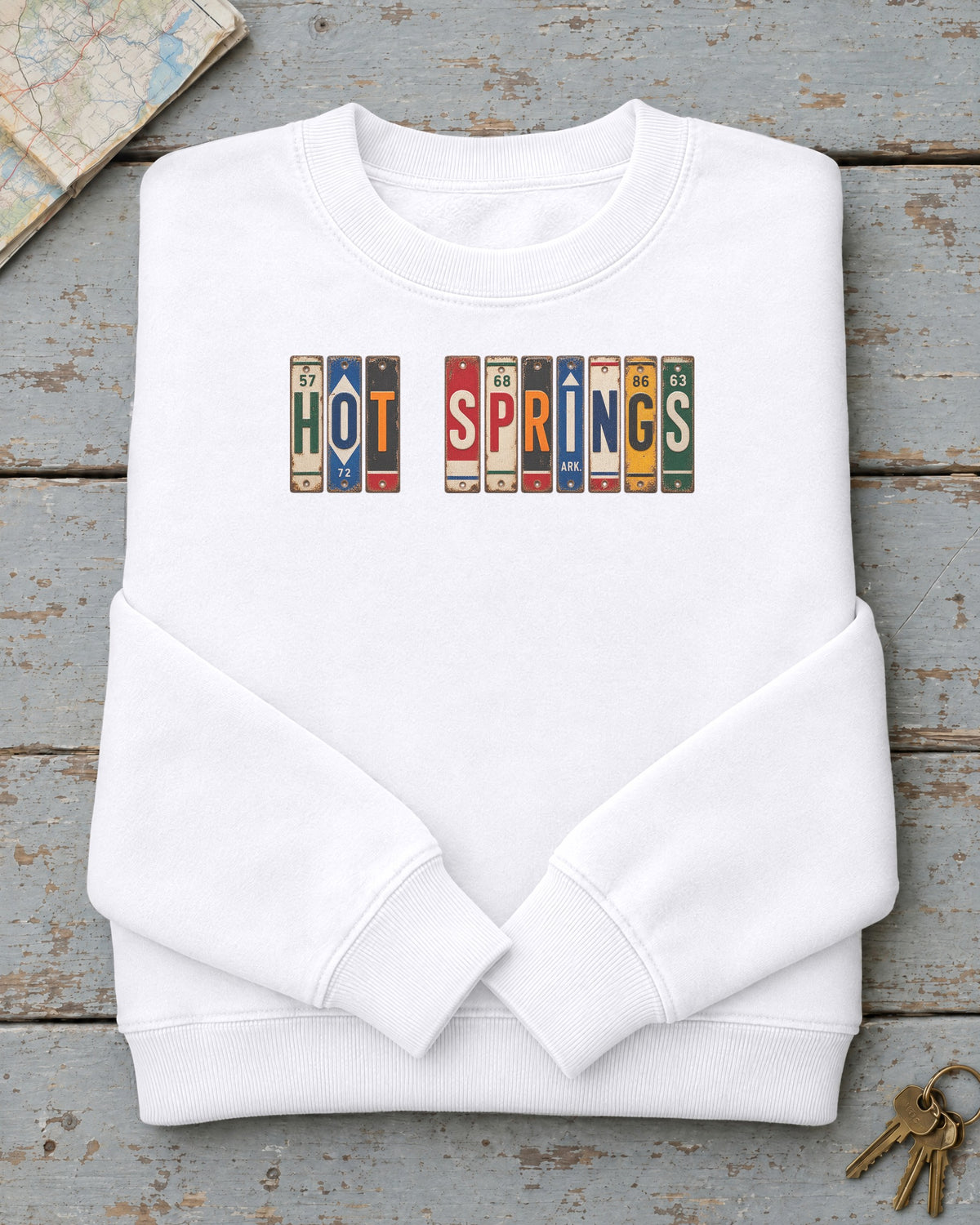 Hot Springs, Arkansas vintage license plate sweatshirt in White