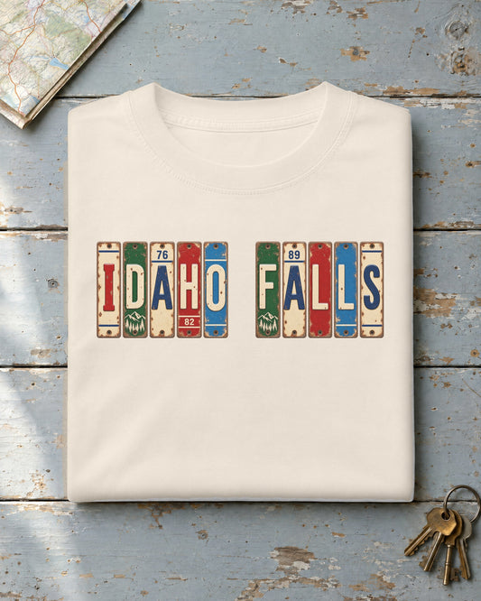 Idaho Falls, Idaho vintage license plate t-shirt in Ivory