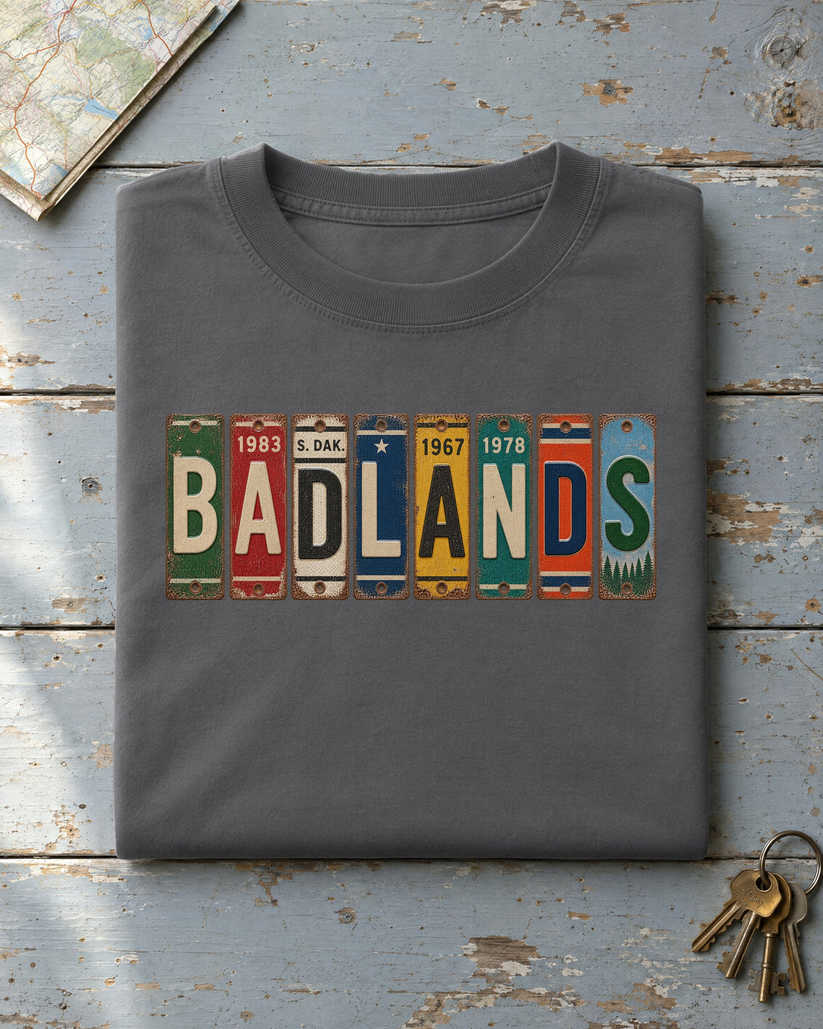 Badlands, South Dakota vintage license plate t-shirt in Pepper
