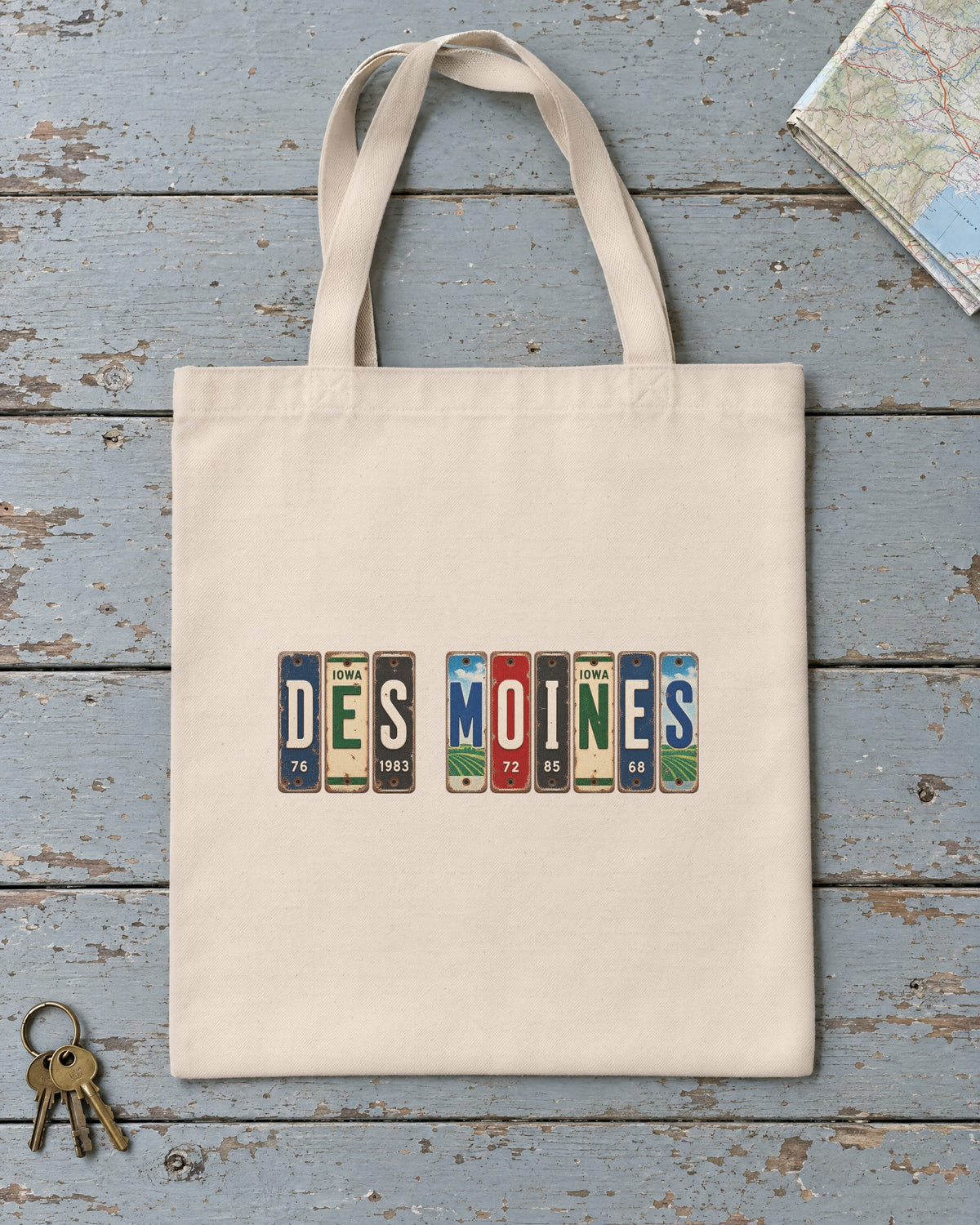 Des Moines, Iowa vintage license plate tote bag in Natural