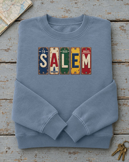 Salem, Massachusetts vintage license plate sweatshirt in Blue Jean