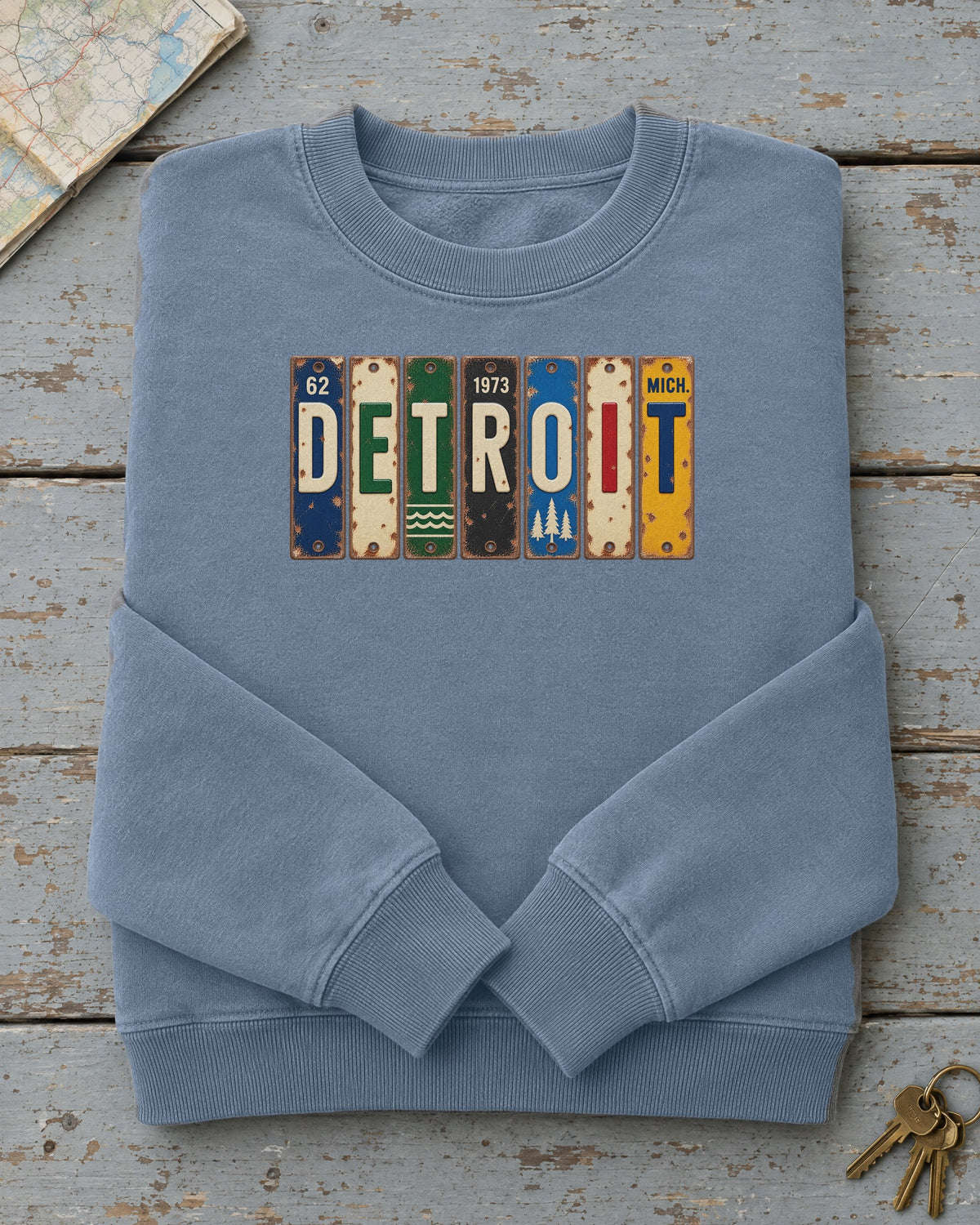 Detroit, Michigan vintage license plate sweatshirt in Blue Jean