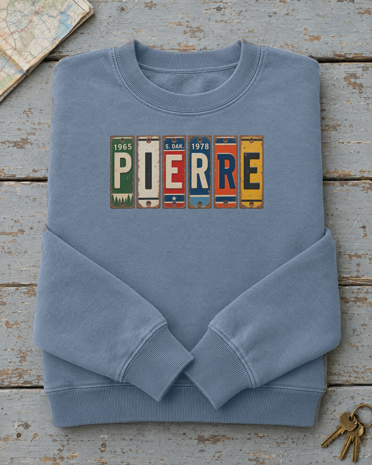 Pierre, South Dakota vintage license plate sweatshirt in Blue Jean