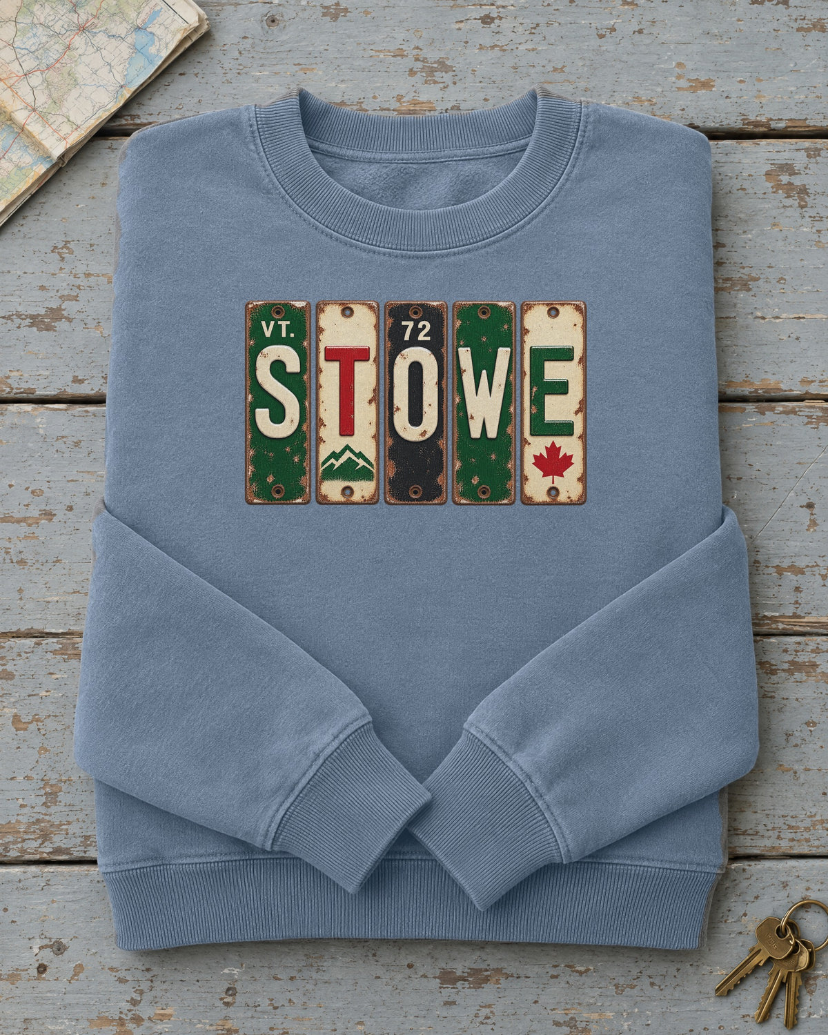 Stowe, Vermont vintage license plate sweatshirt in Blue Jean