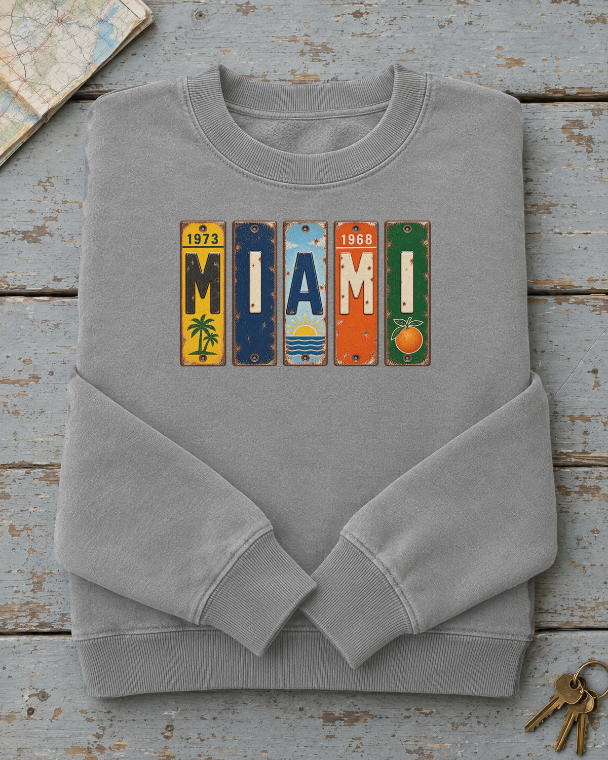 Miami, Florida vintage license plate sweatshirt in Grey