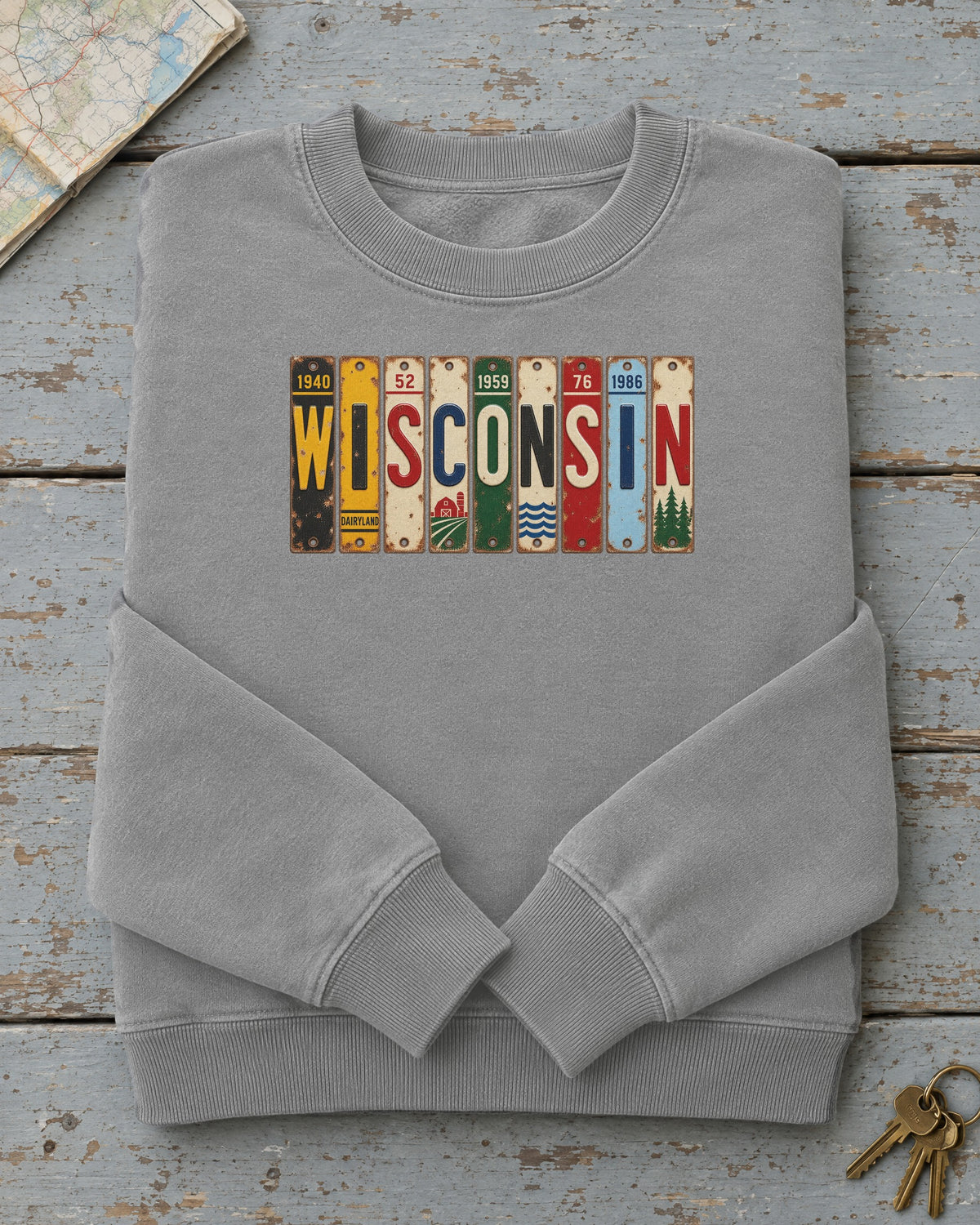 Wisconsin vintage license plate sweatshirt in Grey
