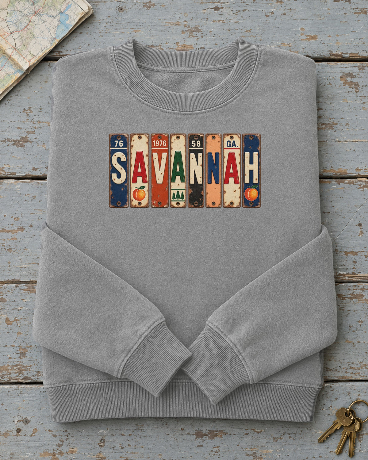 Savannah, Georgia vintage license plate sweatshirt in Grey