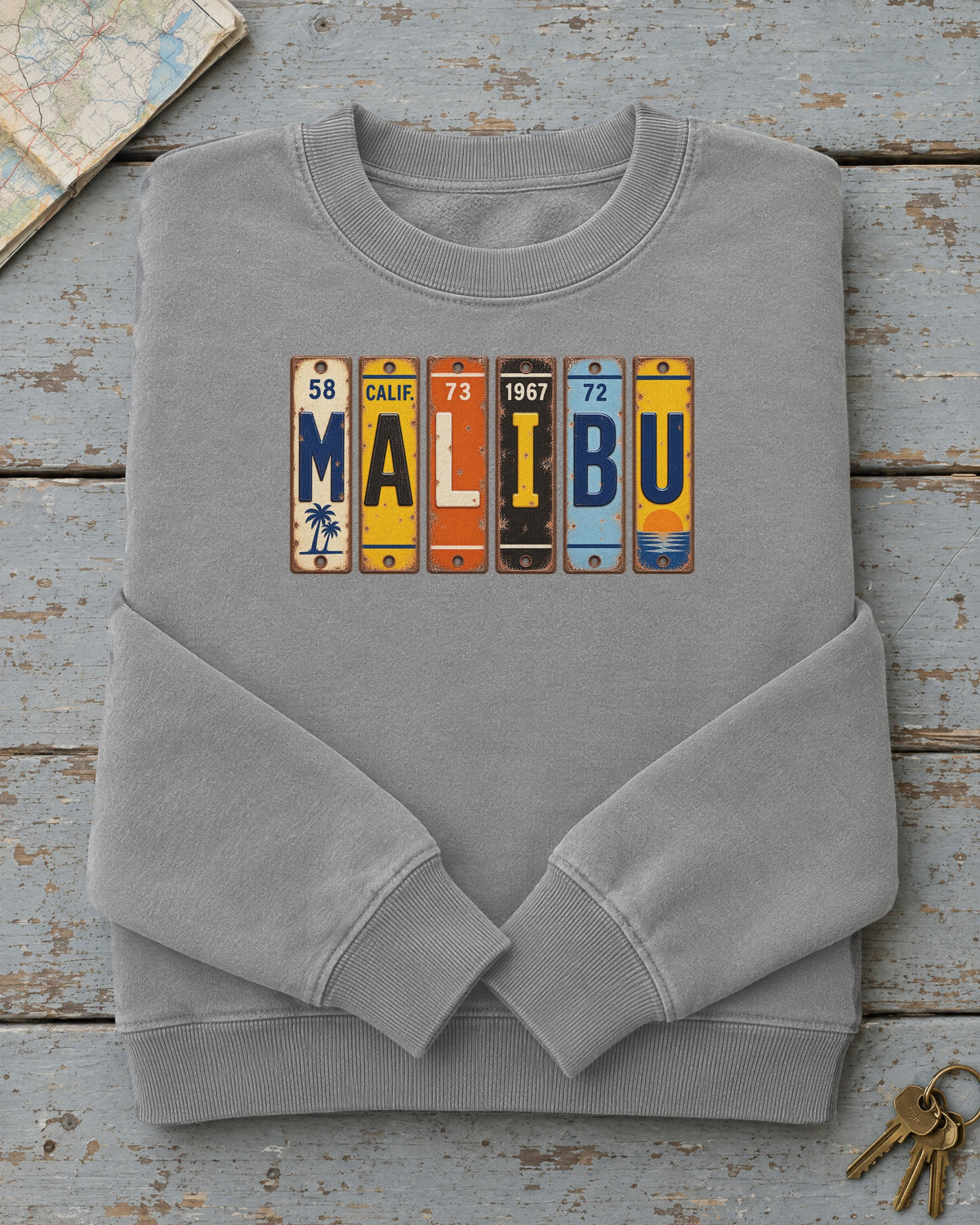 Malibu, California vintage license plate sweatshirt in Grey