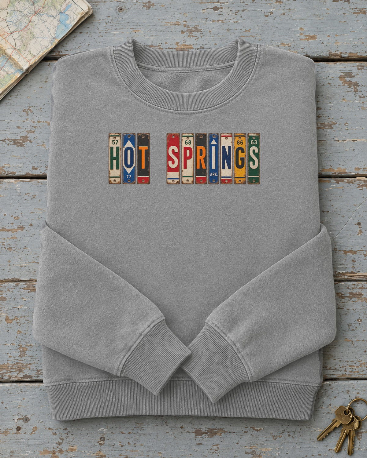 Hot Springs, Arkansas vintage license plate sweatshirt in Grey