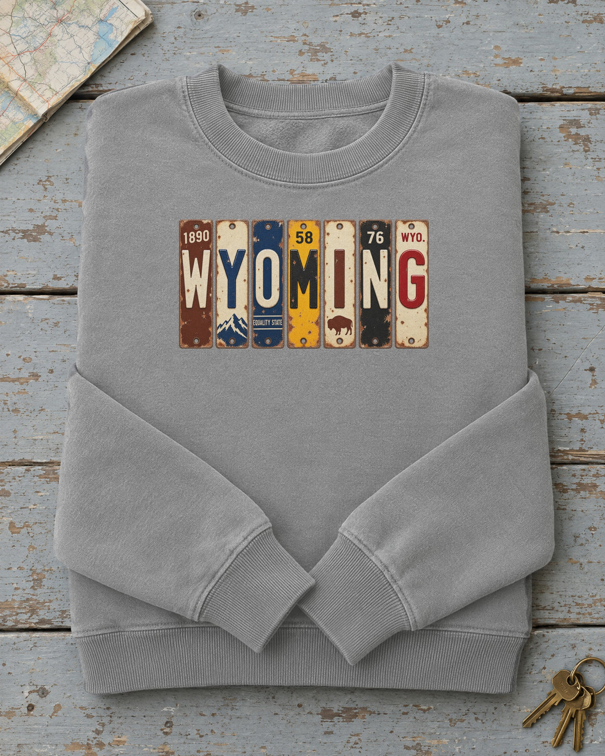 Wyoming vintage license plate sweatshirt in Grey