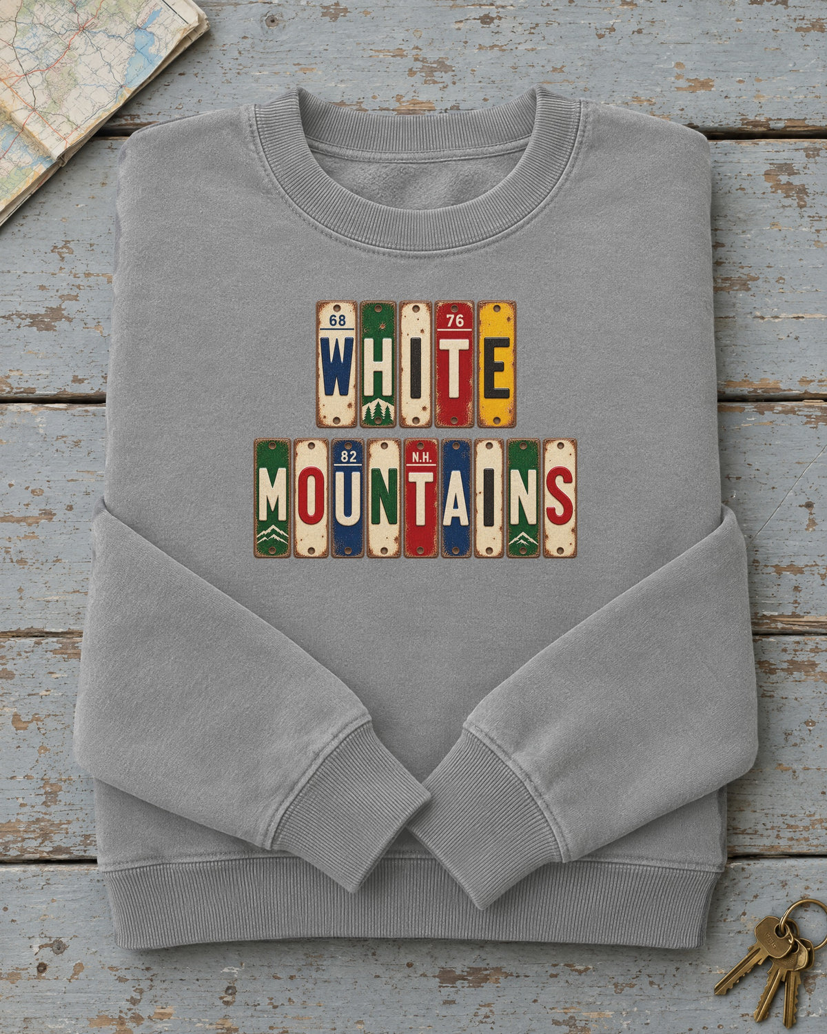 White Mountains, New Hampshire vintage license plate sweatshirt in Grey