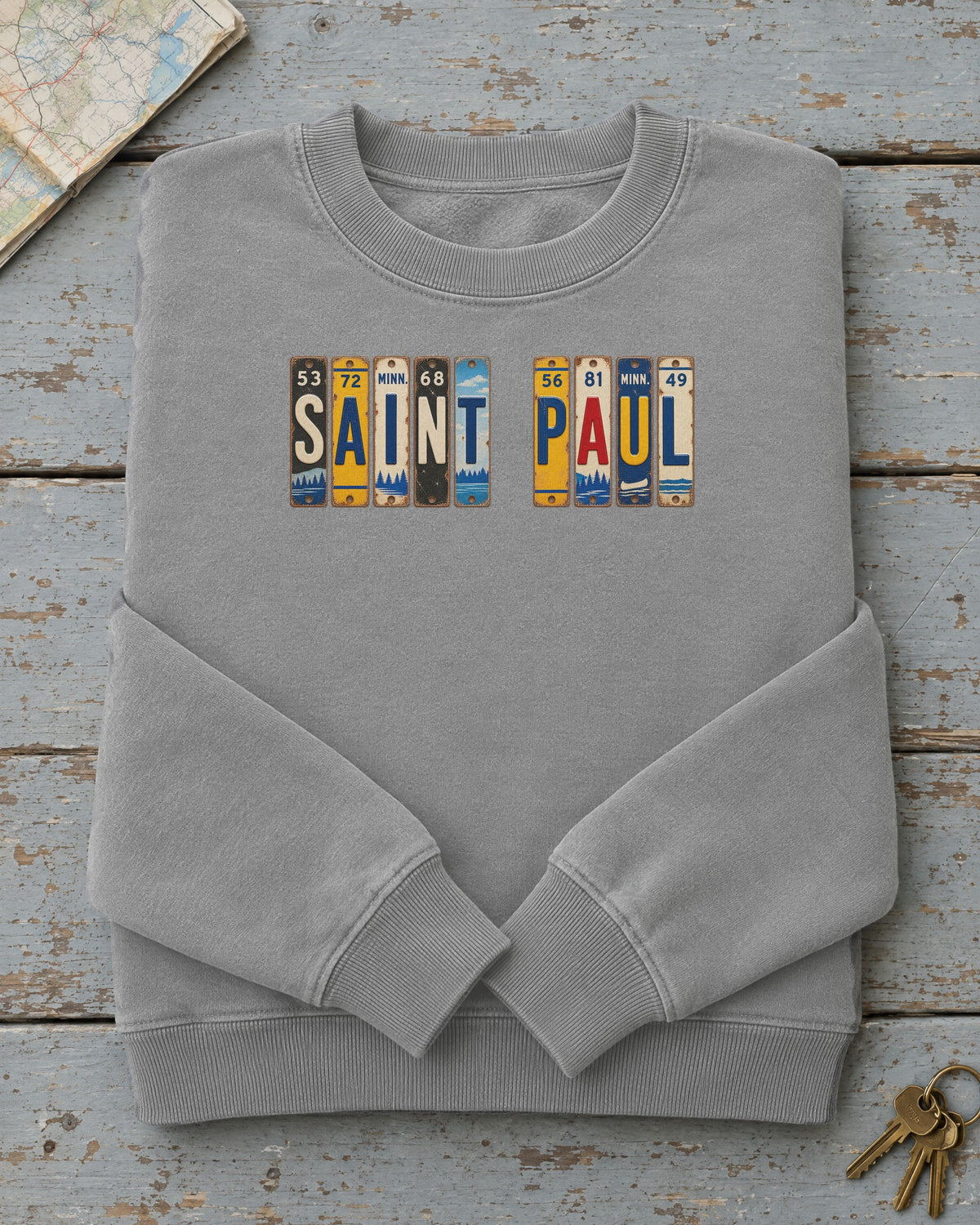 Saint Paul, Minnesota vintage license plate sweatshirt in Grey