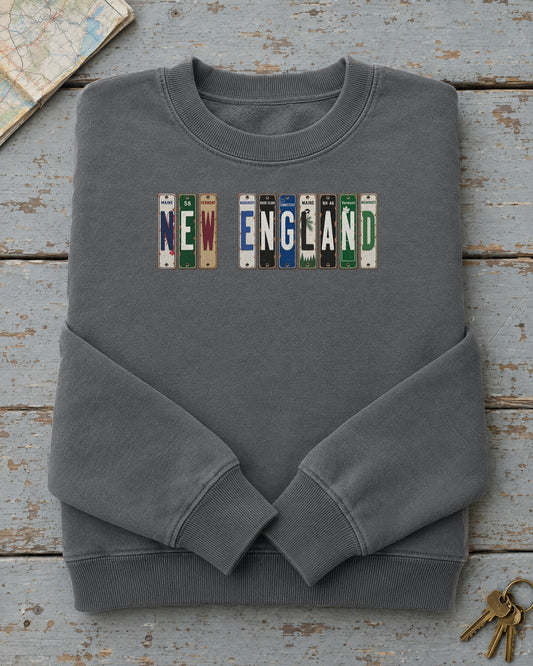 New England vintage license plate sweatshirt in Pepper