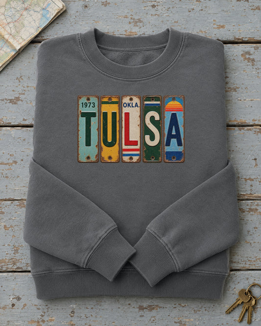 Tulsa, Oklahoma vintage license plate sweatshirt in Pepper
