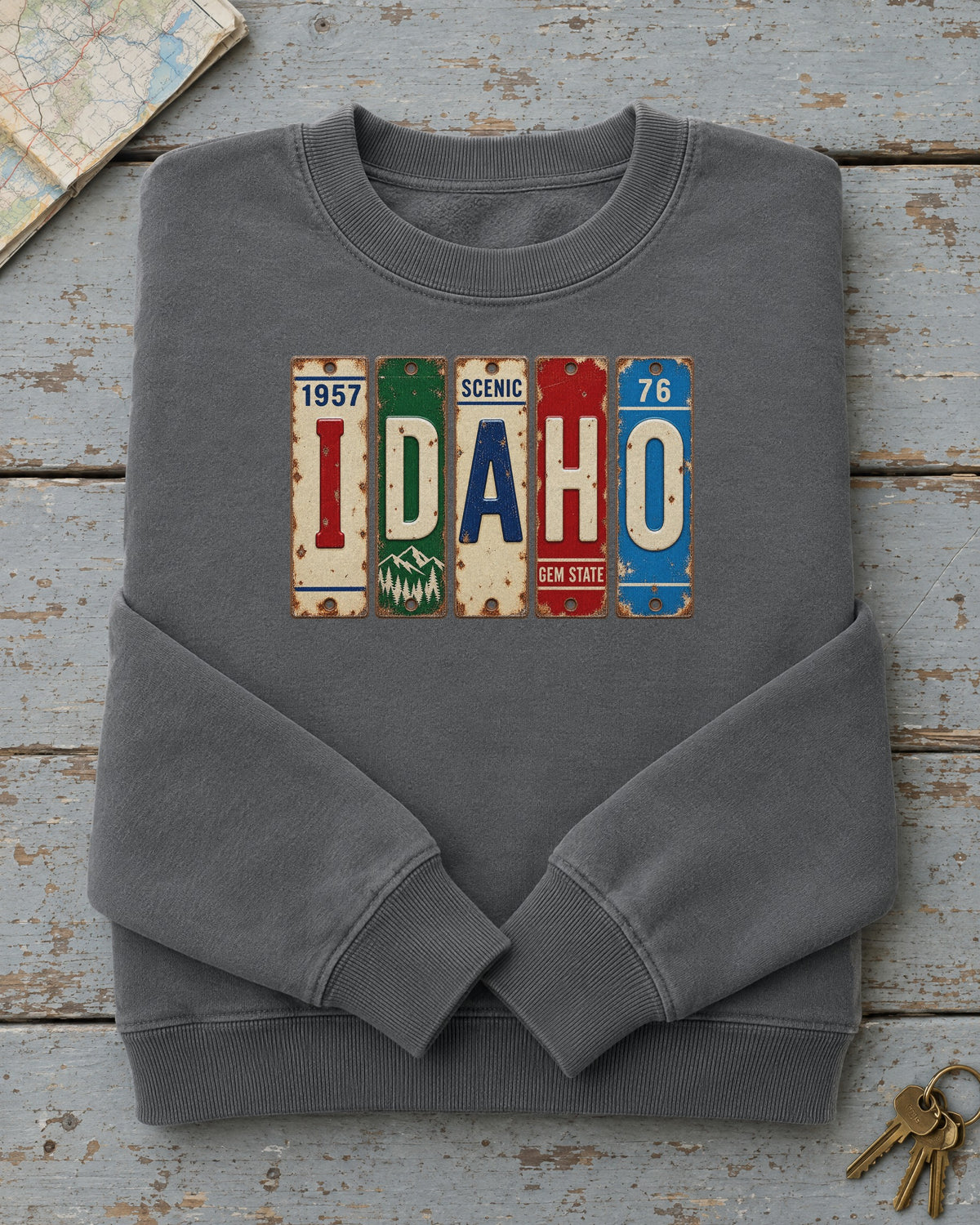 Idaho vintage license plate sweatshirt in Pepper