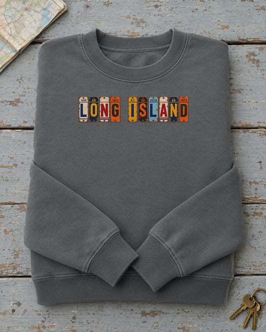 Long Island, New York vintage license plate sweatshirt in Pepper