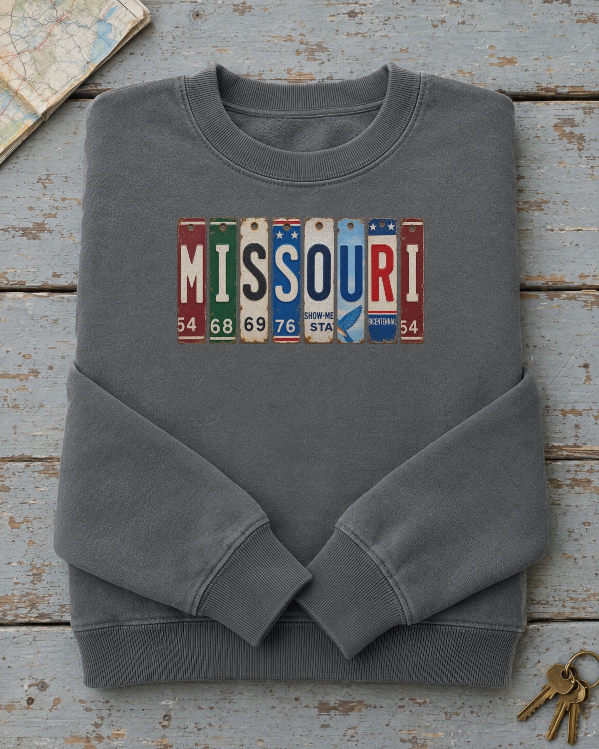 Missouri vintage license plate sweatshirt in Pepper