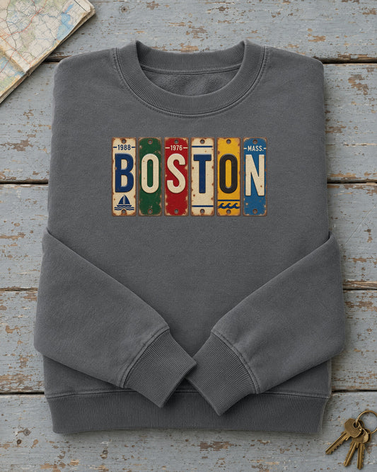 Boston, Massachusetts vintage license plate sweatshirt in Pepper