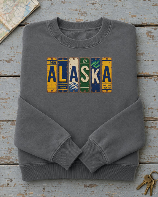 Alaska vintage license plate sweatshirt in Pepper