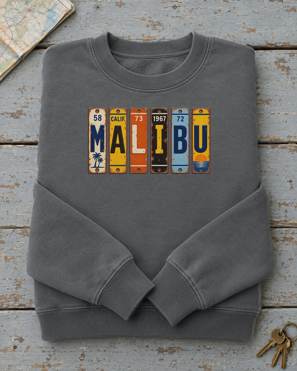 Malibu, California vintage license plate sweatshirt in Pepper
