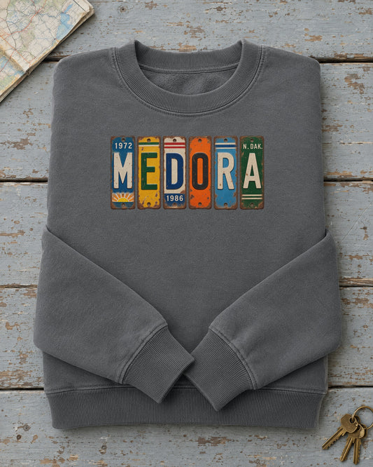 Medora, North Dakota vintage license plate sweatshirt in Pepper