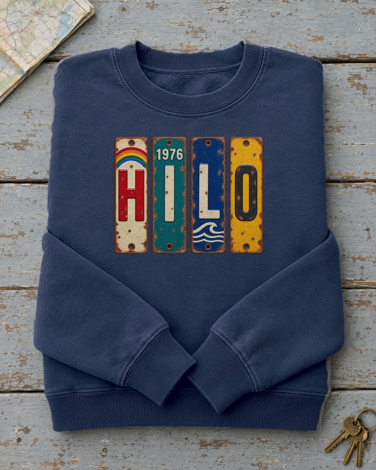 Hilo, Hawaii vintage license plate sweatshirt in True Navy