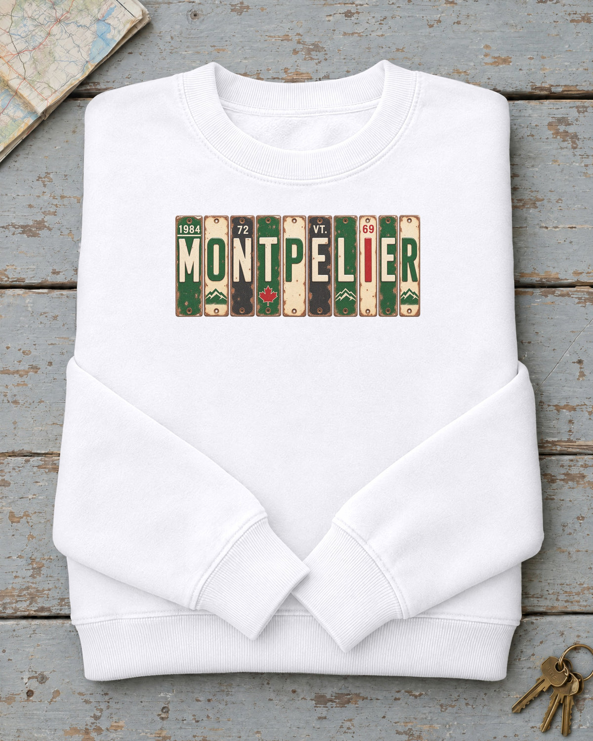 Montpelier, Vermont vintage license plate sweatshirt in White