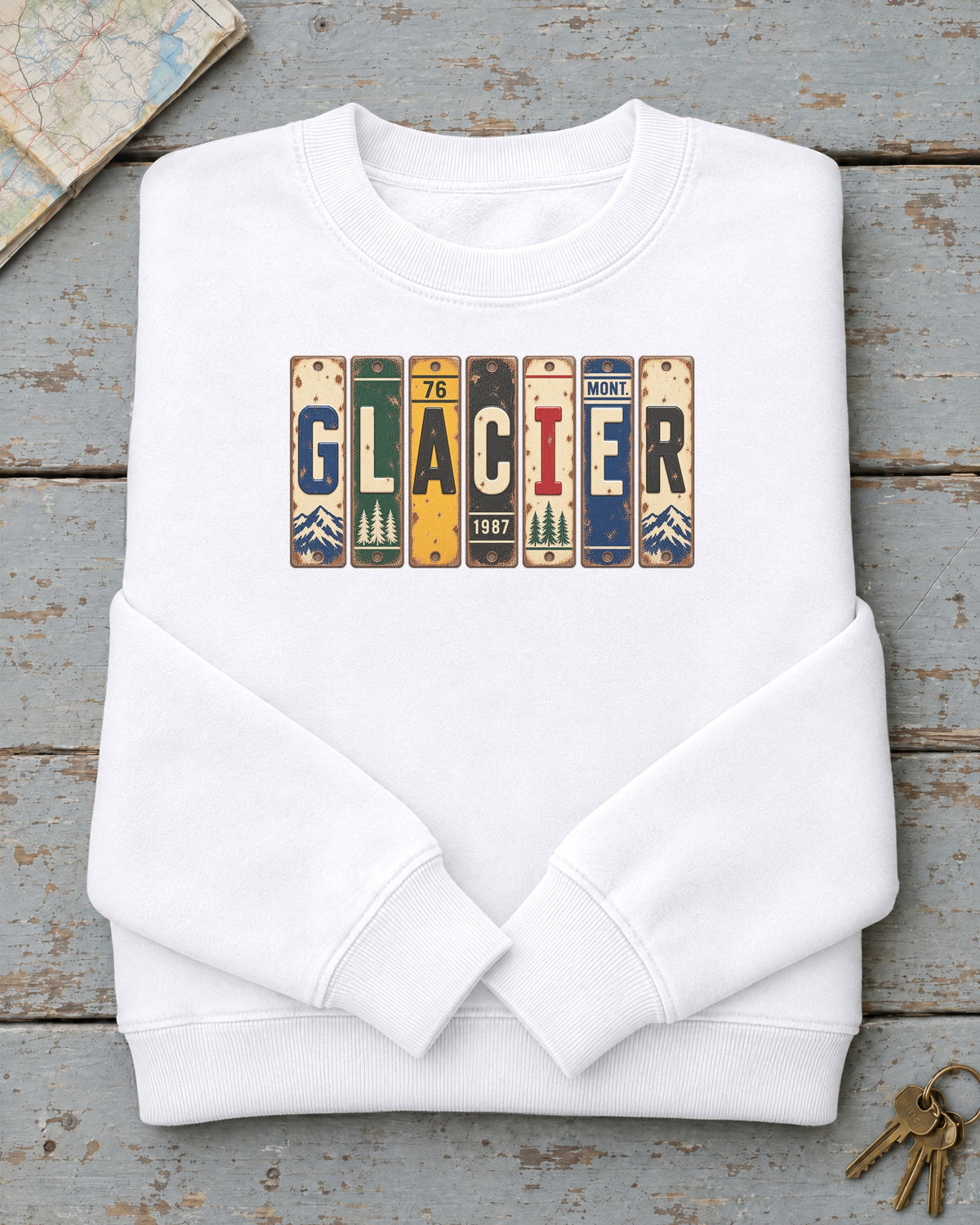 Glacier, Montana vintage license plate sweatshirt in White