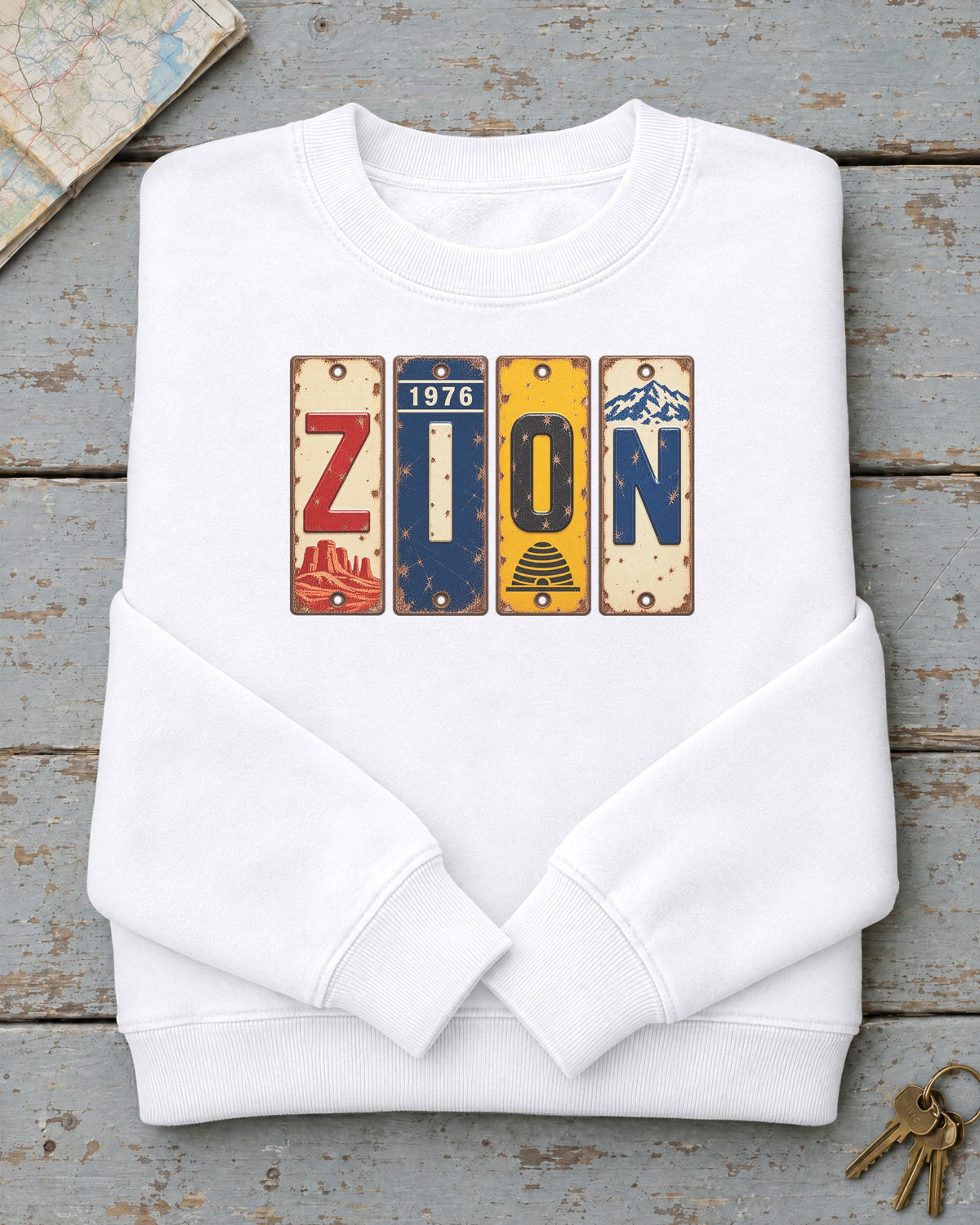 Zion, Utah vintage license plate sweatshirt in White