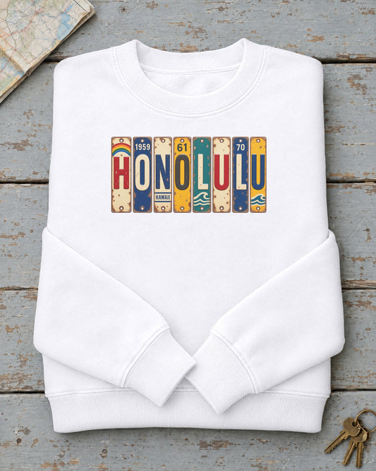 Honolulu, Hawaii vintage license plate sweatshirt in White