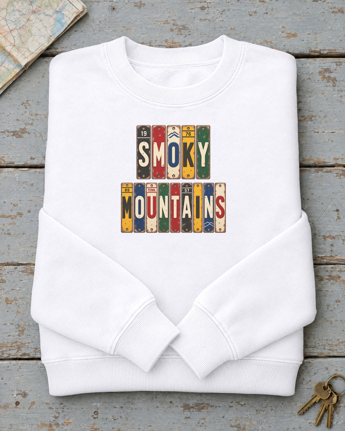 Smoky Mountains, Tennessee vintage license plate sweatshirt in White