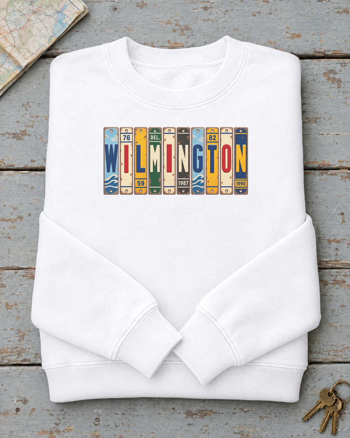Wilmington, Delaware vintage license plate sweatshirt in White