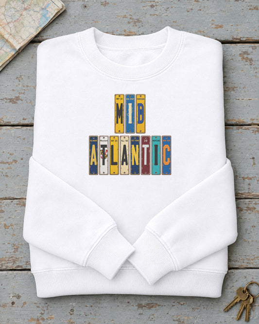 Mid-Atlantic vintage license plate sweatshirt in White