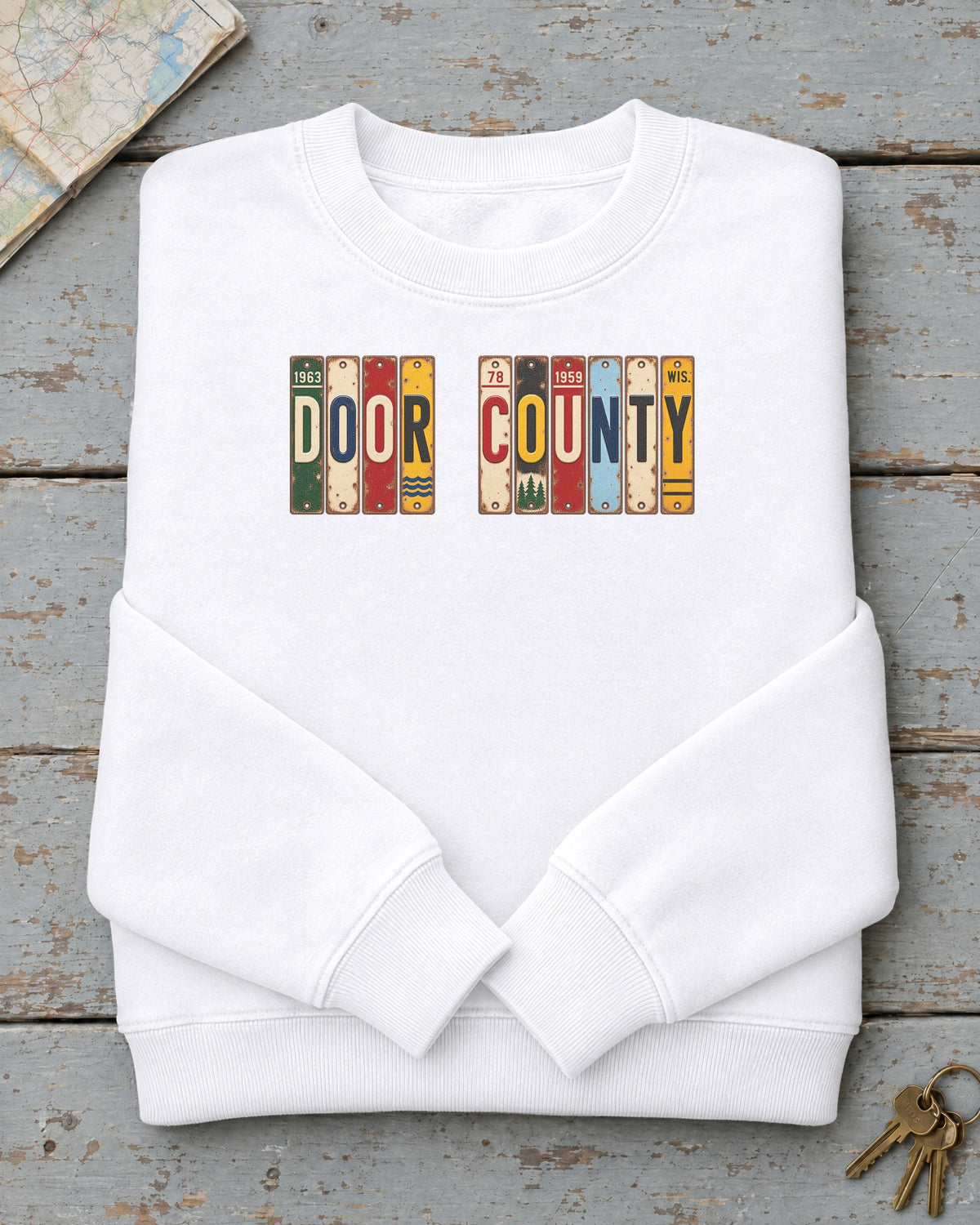Door County, Wisconsin vintage license plate sweatshirt in White