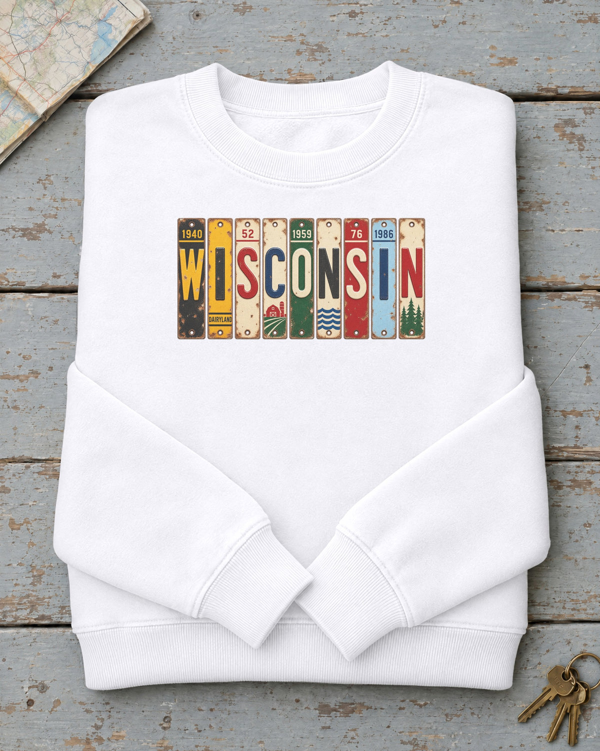 Wisconsin vintage license plate sweatshirt in White