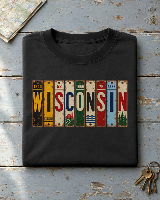 Wisconsin vintage license plate t-shirt in Black