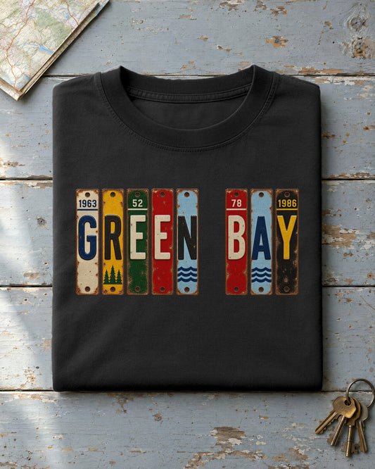 Green Bay, Wisconsin vintage license plate t-shirt in Black