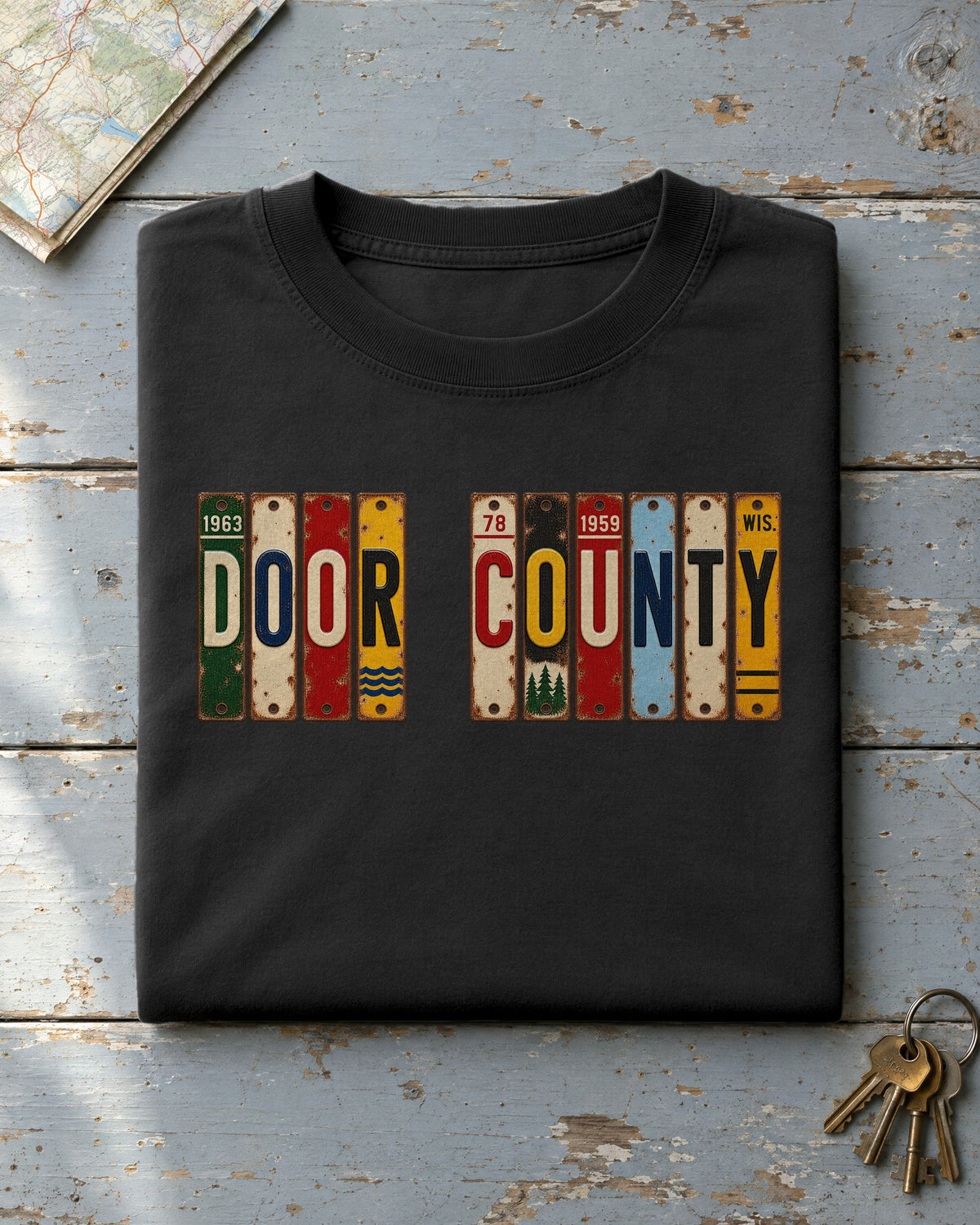 Door County, Wisconsin vintage license plate t-shirt in Black