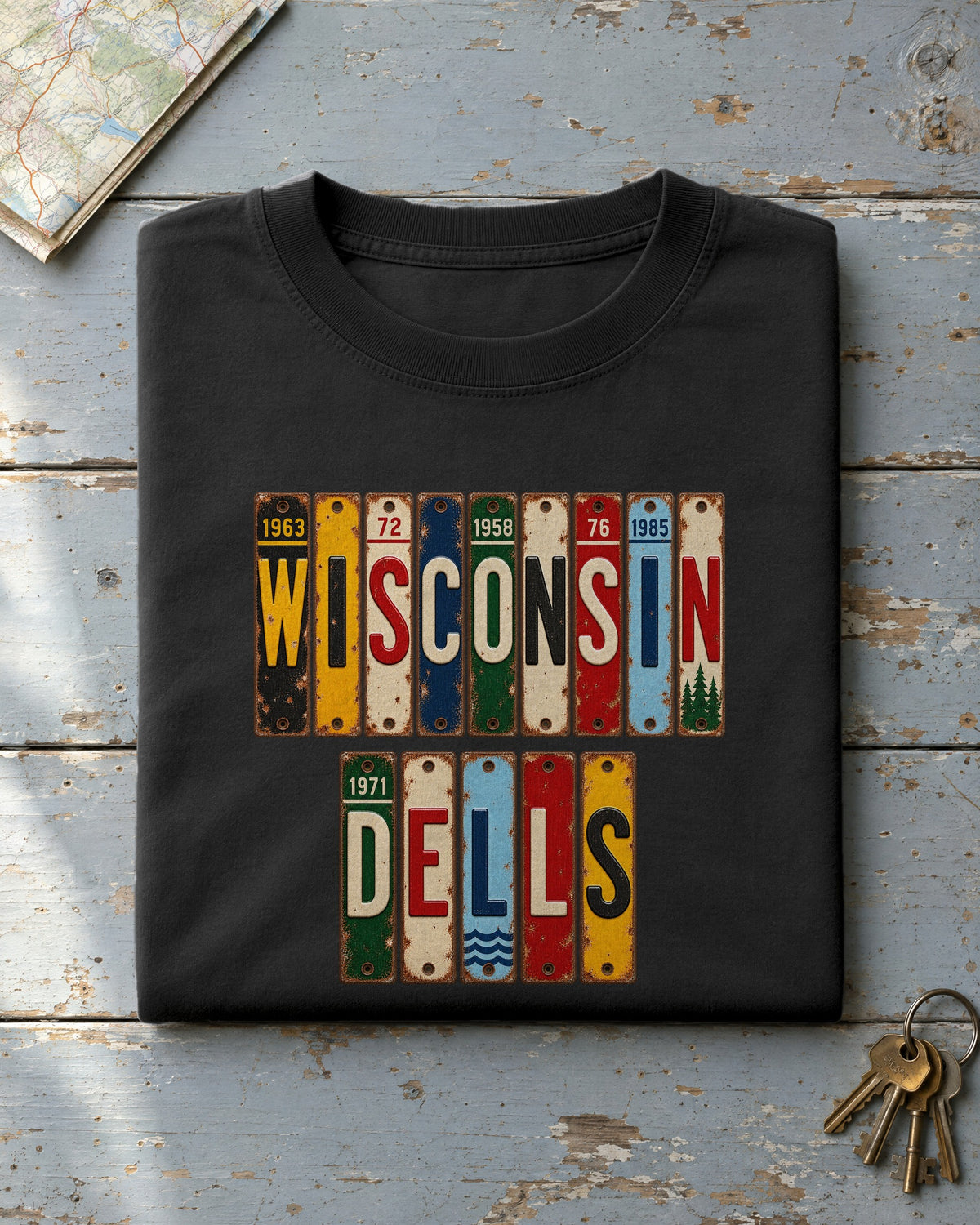 Wisconsin Dells, Wisconsin vintage license plate t-shirt in Black