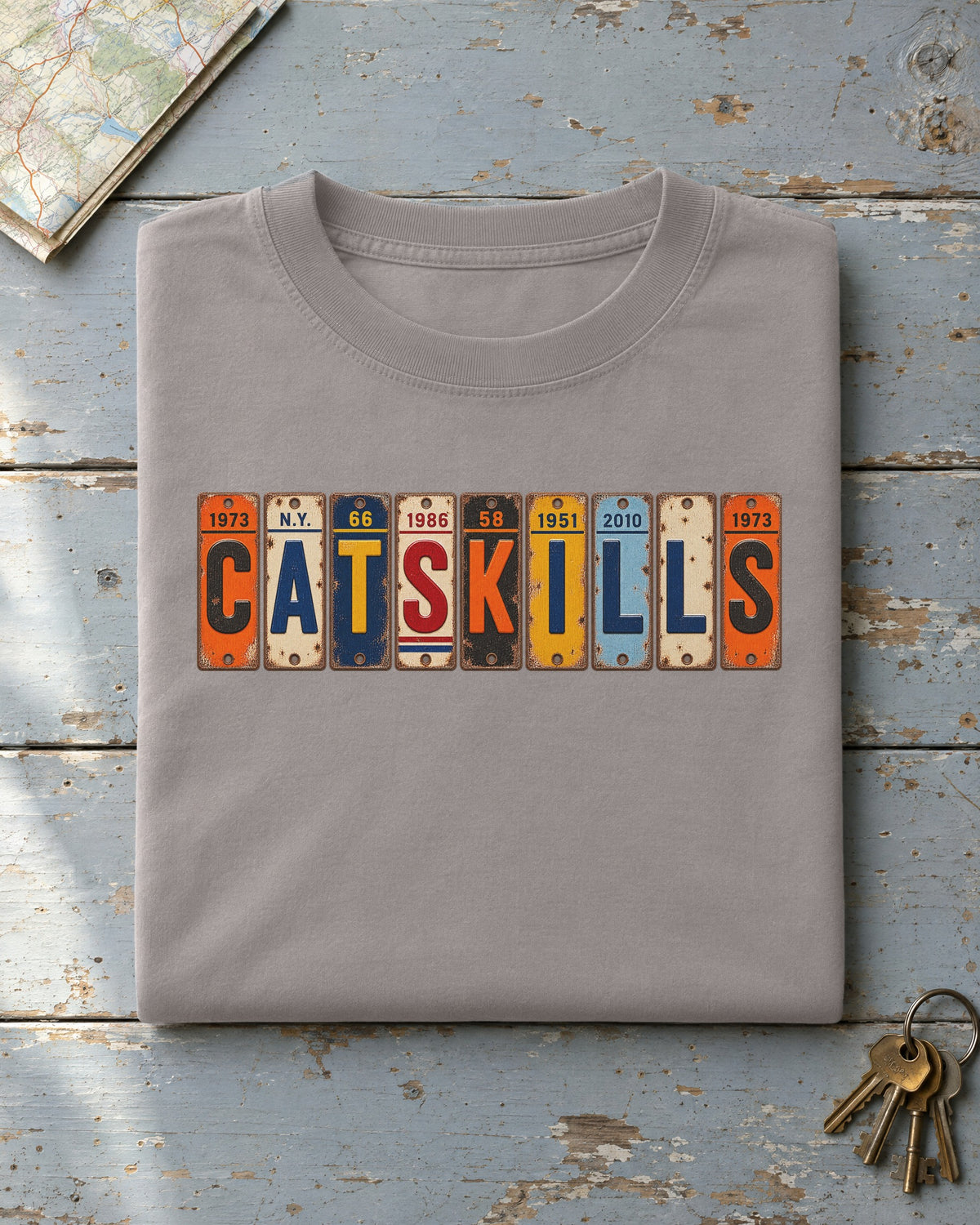 Catskills, New York vintage license plate t-shirt in Grey