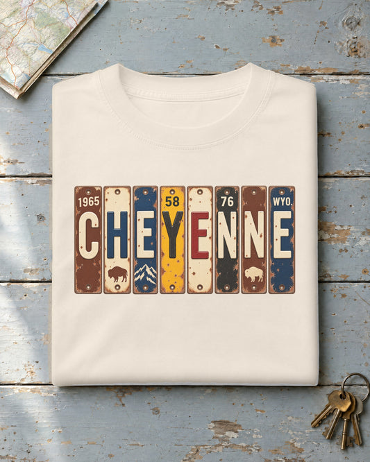 Cheyenne, Wyoming vintage license plate t-shirt in Ivory